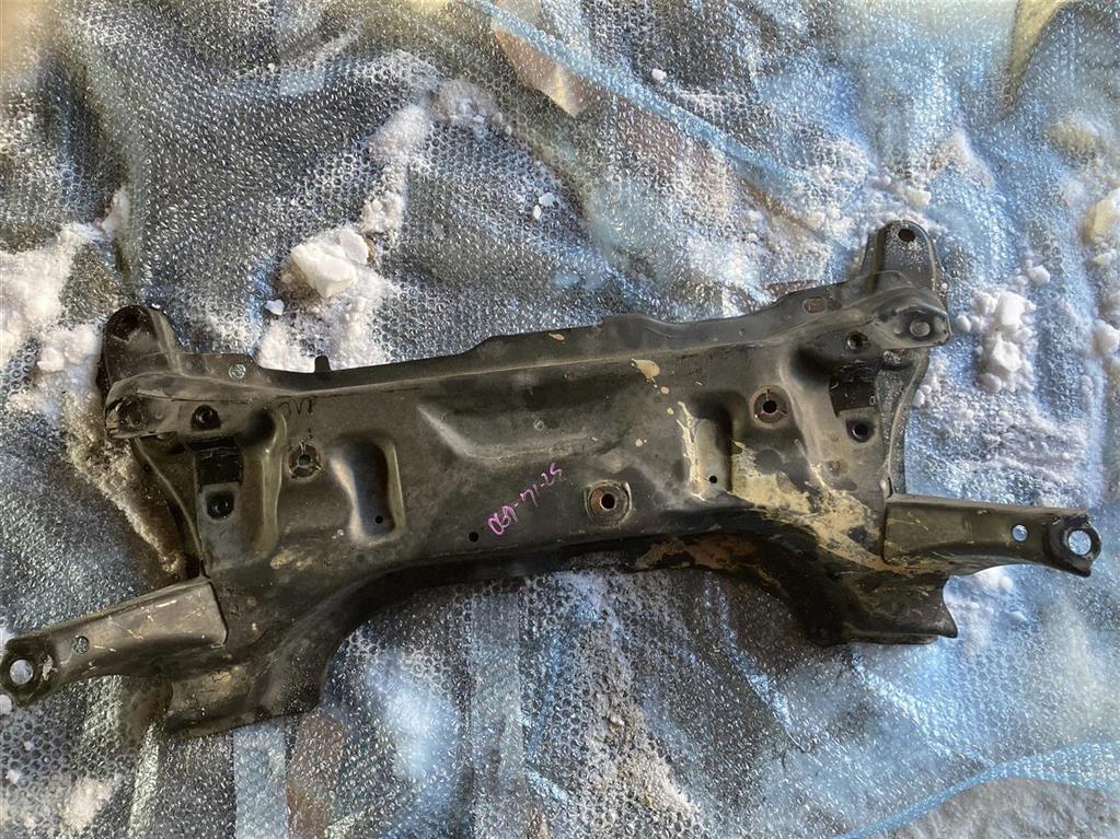 TOYOTA VITZ NSP130 для балка передняя