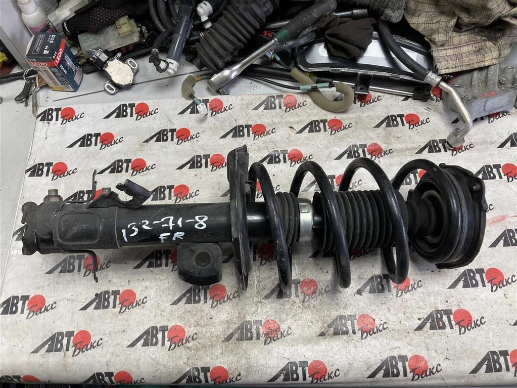 NISSAN LEAF AZE0 для Стойка передняя правая