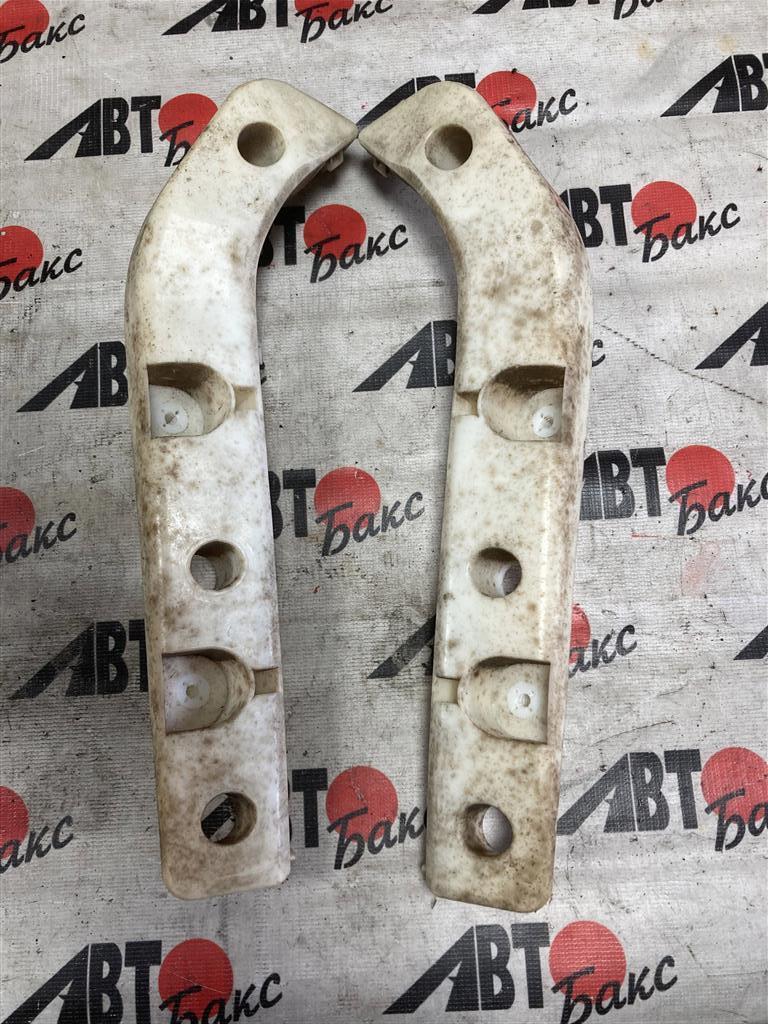 NISSAN TIIDA C11/SC11 для Крепление бампера заднее левое