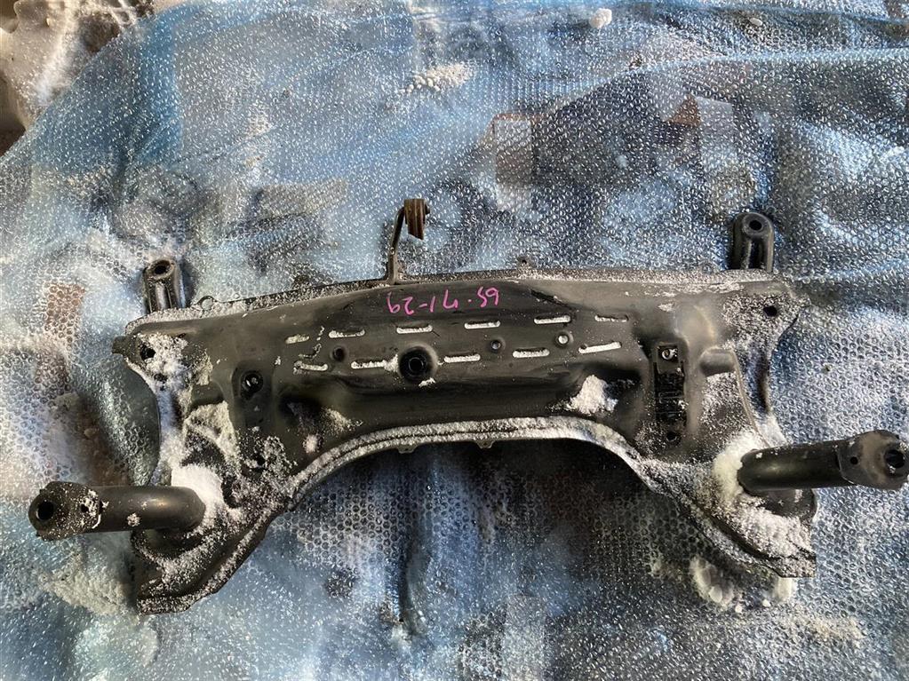 TOYOTA PASSO KGC30/KGC35/NGC30  для балка передняя