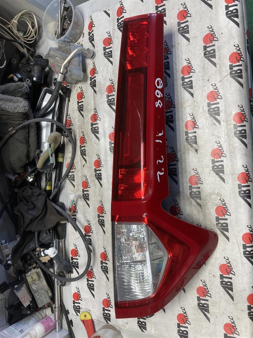 TOYOTA ROOMY M900A для Фонарь задний правый