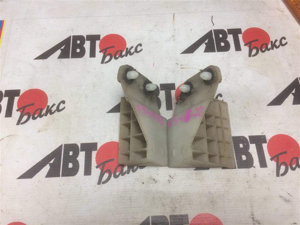 TOYOTA VISTA SV50/SV55/AZV50/AZV55/ZZV50  для Крепление бампера заднее правое