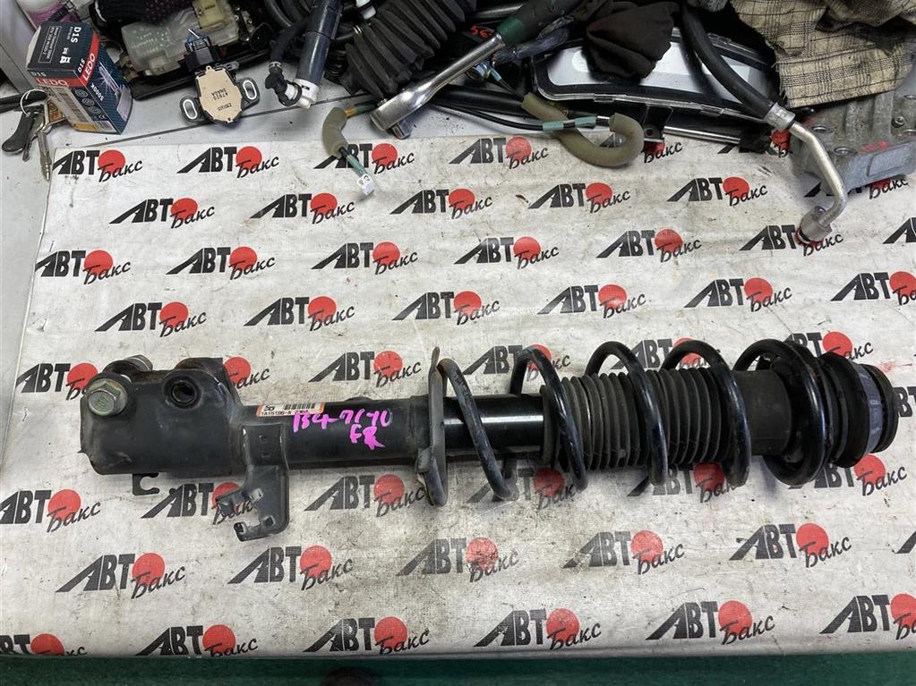 NISSAN NOTE E12/HE12/NE12/SNE12 для Стойка передняя правая