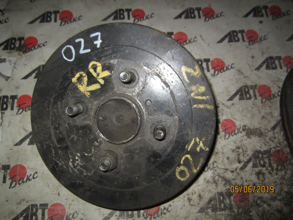 TOYOTA PRIUS NHW10/NHW11 для Ступица задняя правая