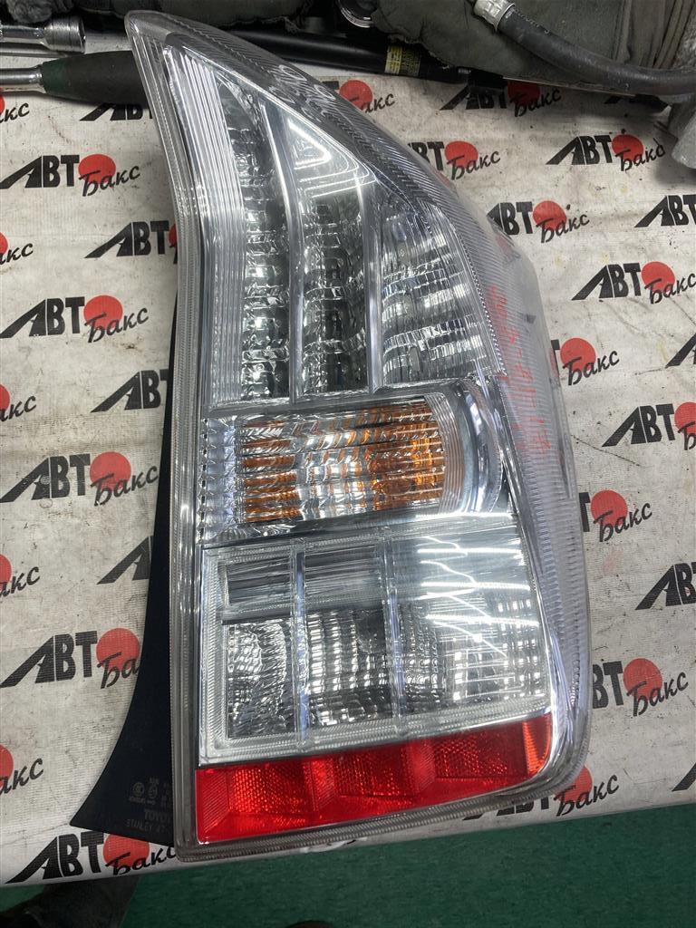 TOYOTA PRIUS ZVW30 для Фонарь задний правый