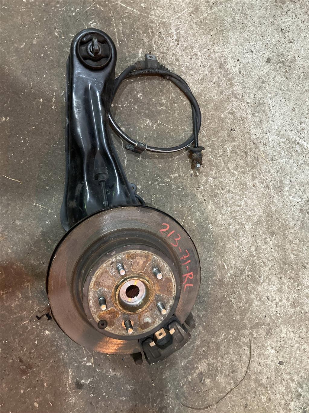 MITSUBISHI OUTLANDER CW5W для Ступица задняя левая