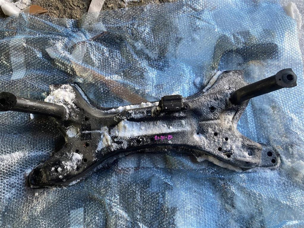 TOYOTA RAUM NCA25/NCZ20/NCZ25  для балка передняя