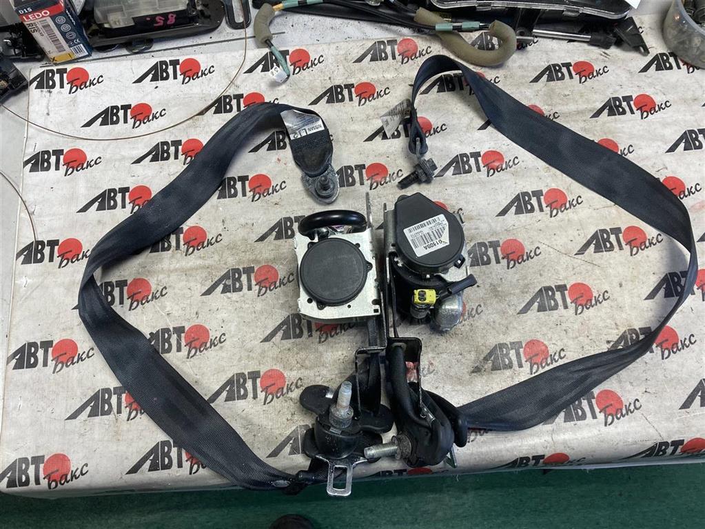 NISSAN NV200 VM20 для ремни безопасности передние пара