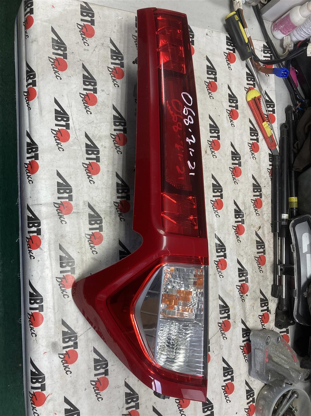 TOYOTA ROOMY M900A для Фонарь задний левый