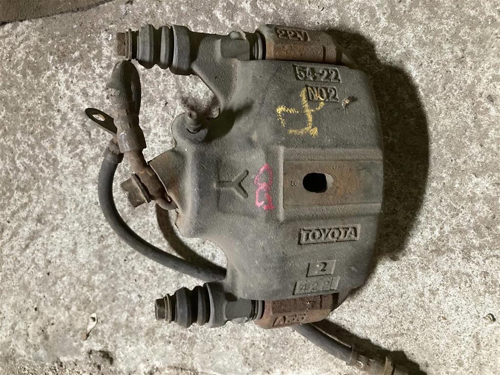 TOYOTA CERES AE100/AE101 для Суппорт передний левый