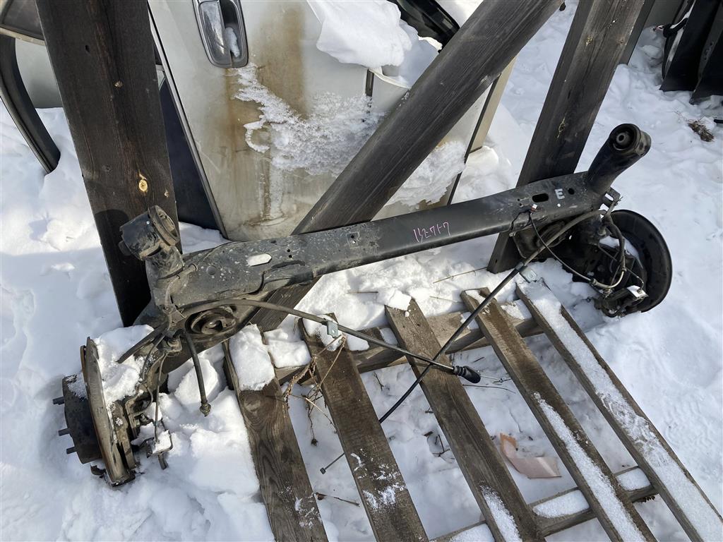 NISSAN LEAF AZE0 для Балка задняя в сборе