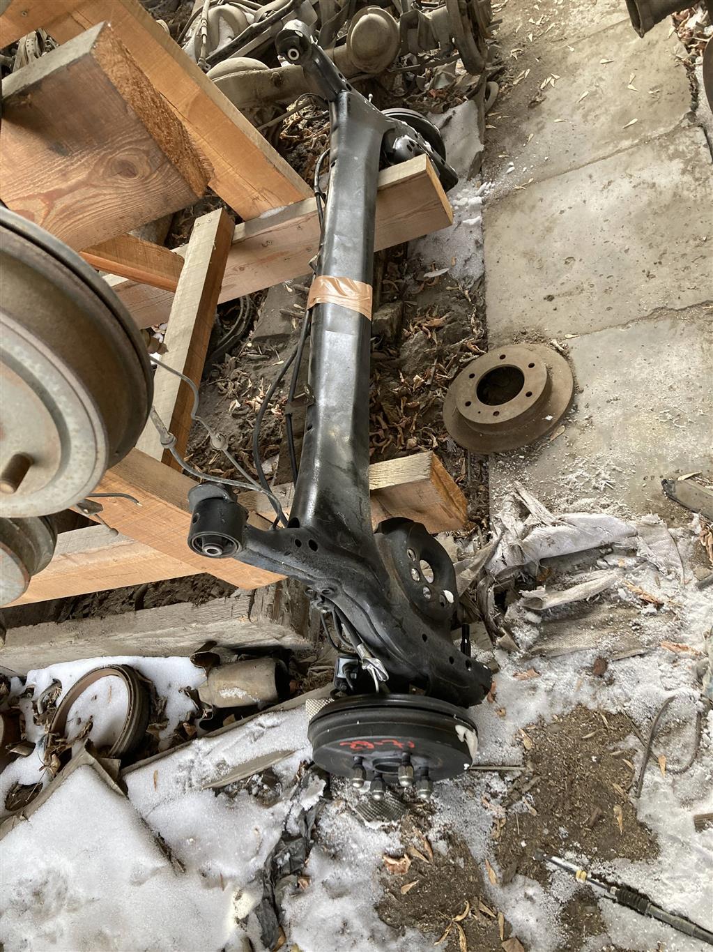 TOYOTA RAUM NCA25/NCZ20/NCZ25  для Балка задняя в сборе