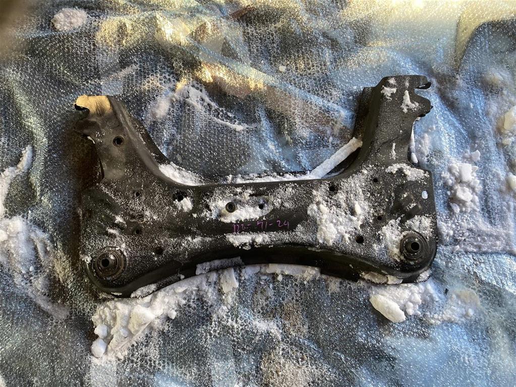 NISSAN TIIDA C11/SC11 для балка передняя