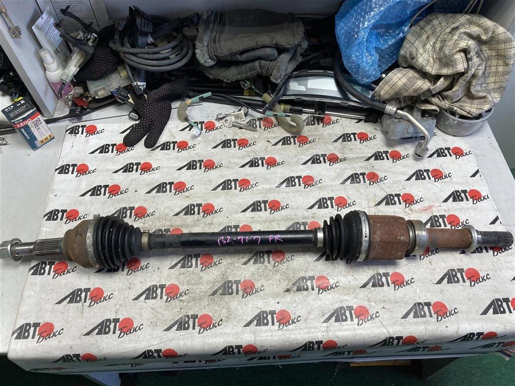 NISSAN LEAF AZE0 для Привод передний правый