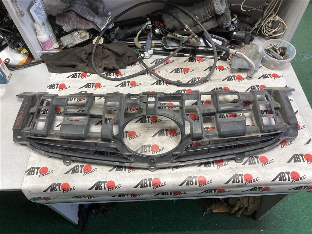 TOYOTA PRIUS ZVW30 для Решетка радиатора