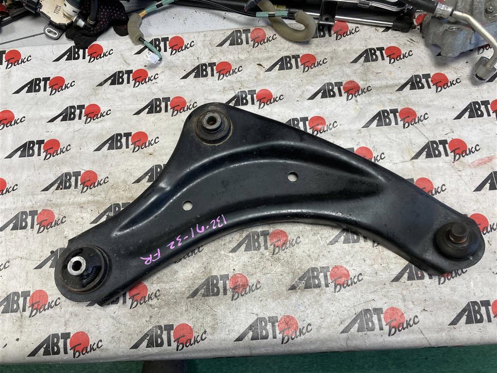 NISSAN LEAF AZE0 для Рычаг передний нижний правый