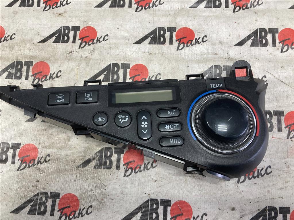 TOYOTA AQUA NHP10 для Климат контроль