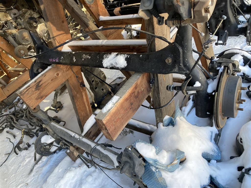 TOYOTA WISH ANE10G/ANE11W/ZNE10G/ZNE14G  для Балка задняя в сборе