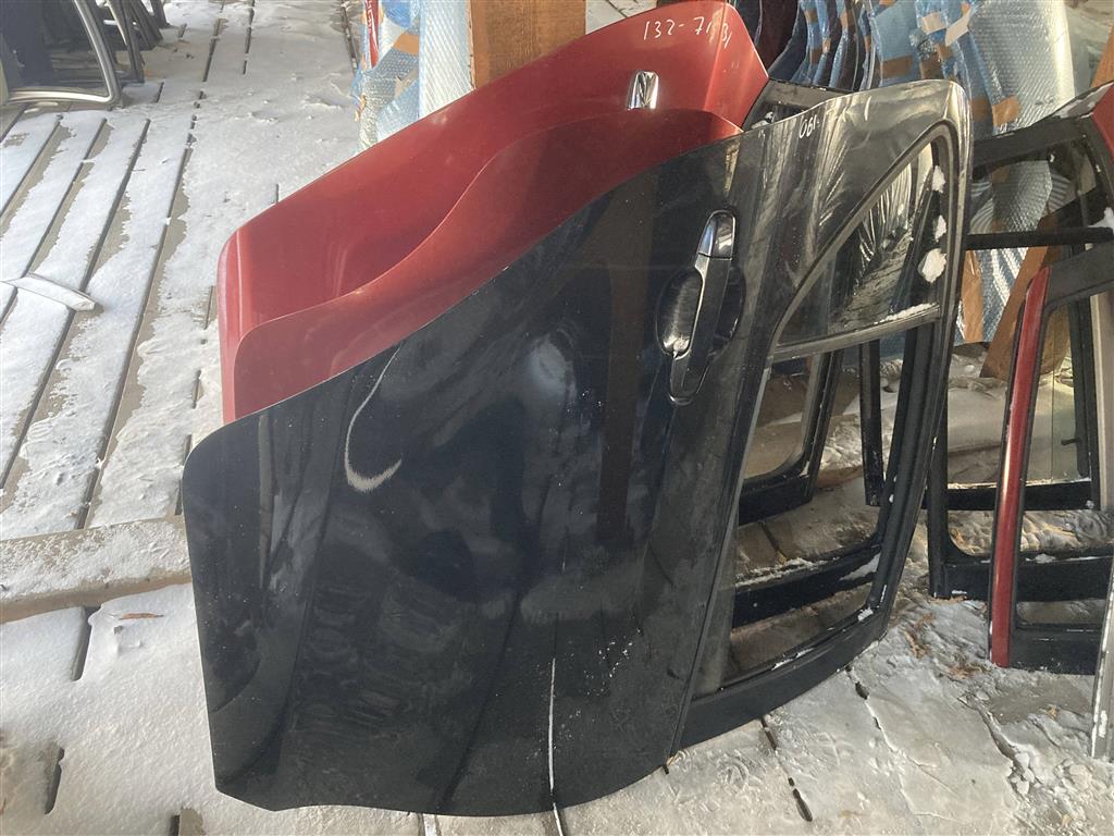 TOYOTA AQUA NHP10 для Дверь задняя правая