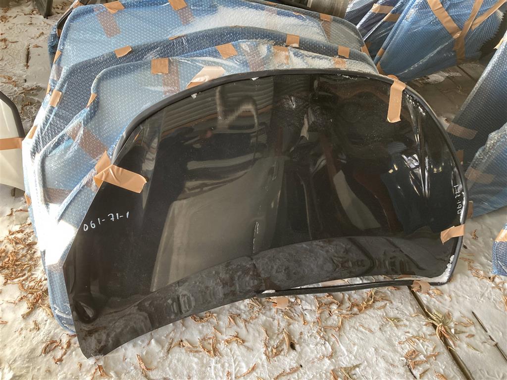 TOYOTA AQUA NHP10 для Капот