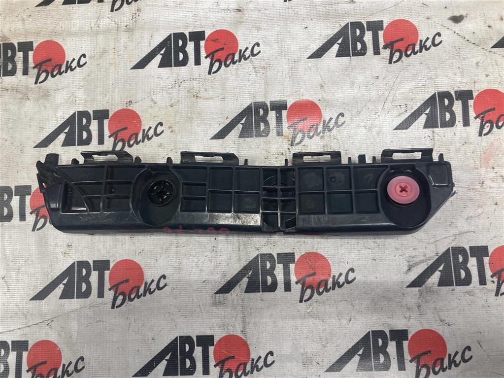 TOYOTA PORTE NCP141 для Крепление бампера заднее левое