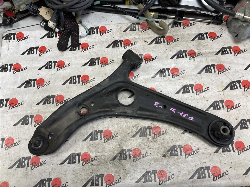 TOYOTA FUNCARGO NCP20/NCP21/NCP25 для Рычаг передний нижний левый