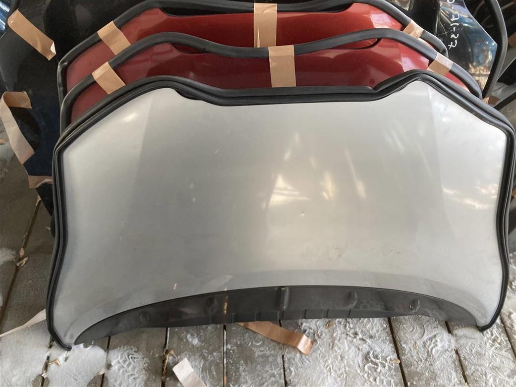 NISSAN LEAF AZE0 для Капот