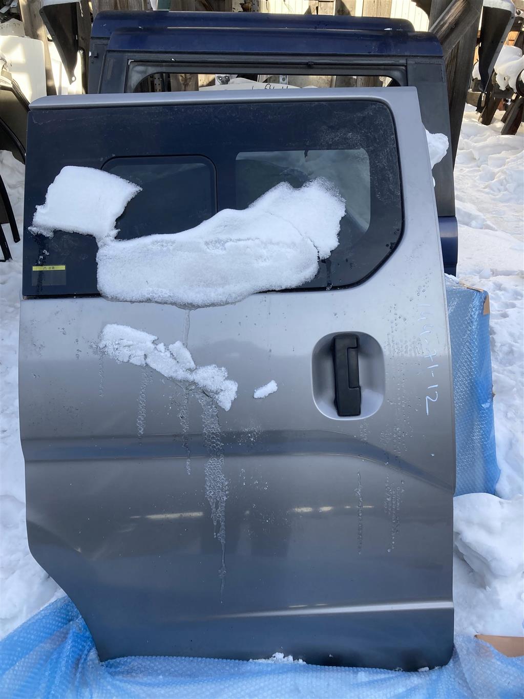 NISSAN NV200 VM20 для Дверь задняя правая