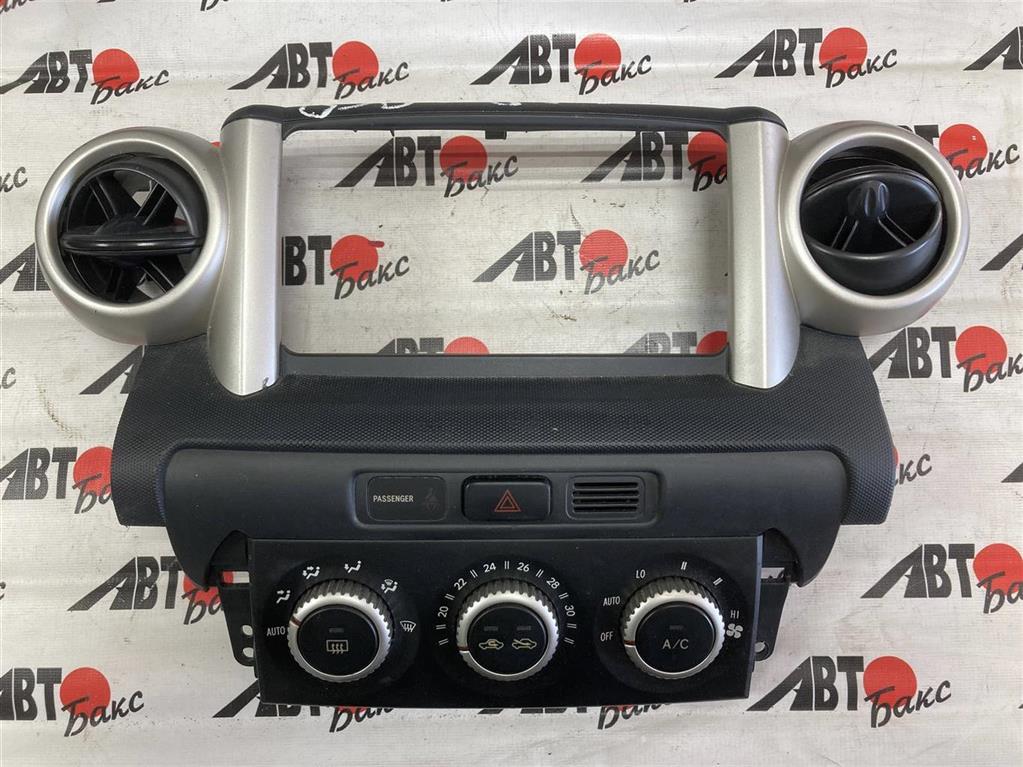 TOYOTA IST NCP60/NCP61/NCP65 для Климат контроль