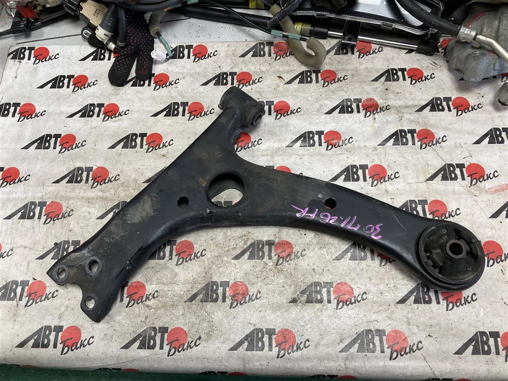 TOYOTA WISH ANE10G/ANE11W/ZNE10G/ZNE14G  для Рычаг передний нижний правый