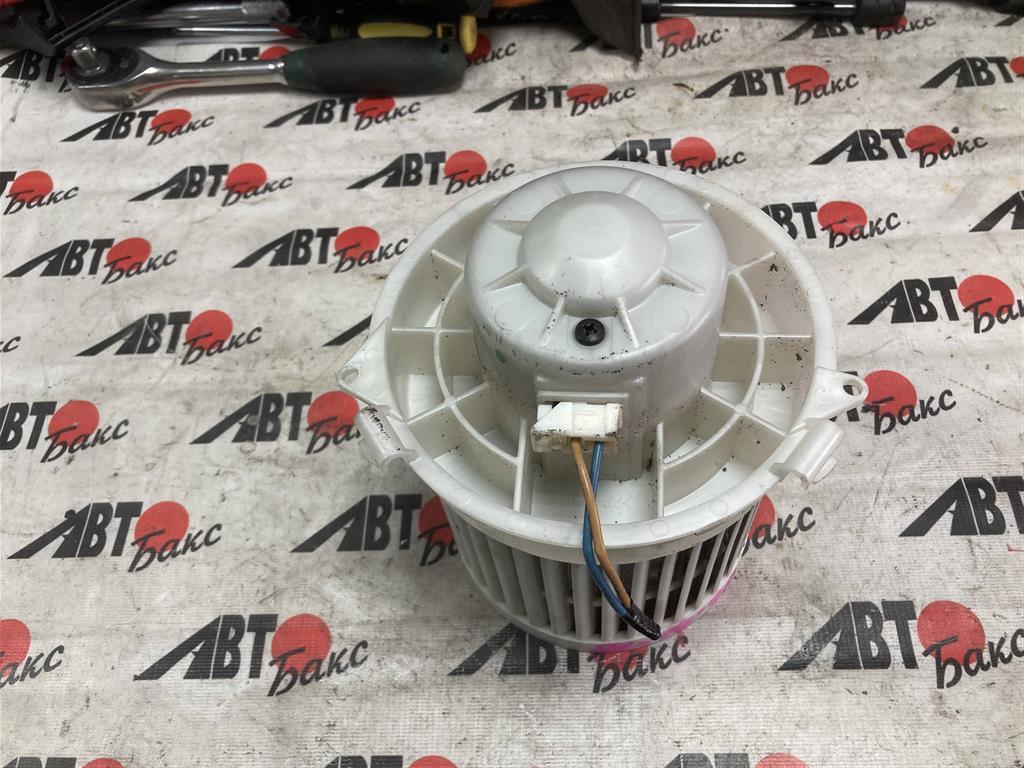 NISSAN NOTE E12/HE12/NE12/SNE12 для мотор печки 