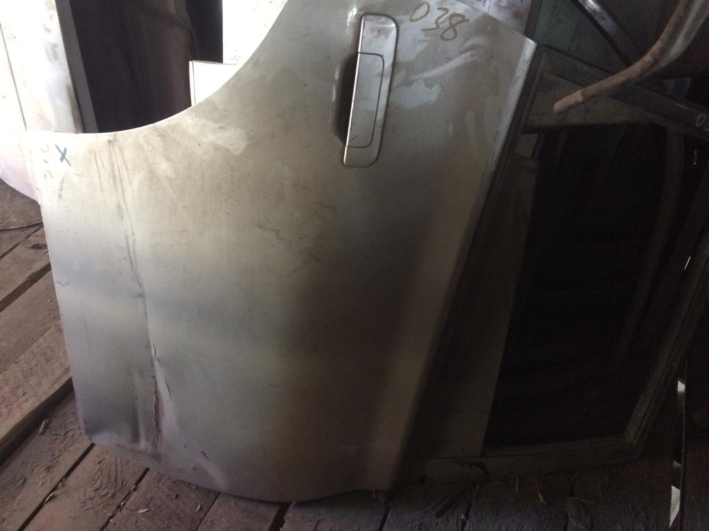 TOYOTA OPA ACT10/ZCT10/ZCT15  для Дверь задняя правая