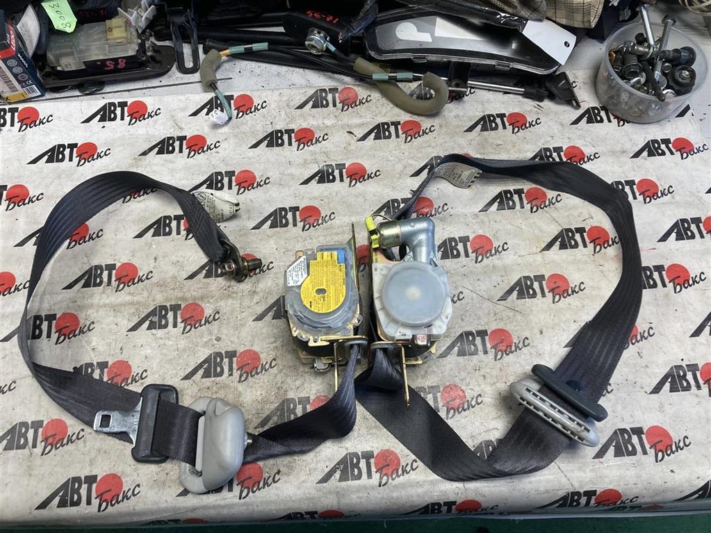 TOYOTA FUNCARGO NCP20/NCP21/NCP25 для ремни безопасности передние пара