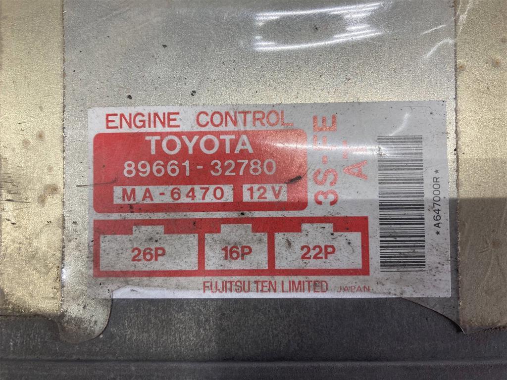 TOYOTA VISTA SV30/SV32/SV33/SV35/CV30  для блок управления двс