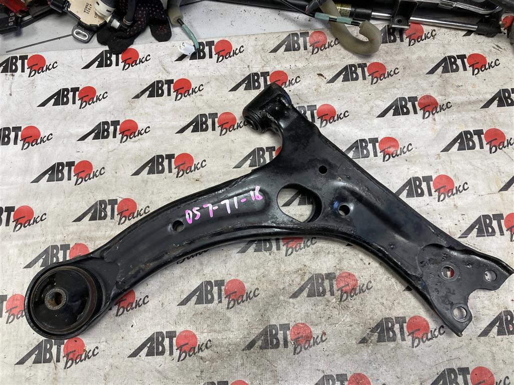 TOYOTA PRIUS NHW20 для Рычаг передний нижний левый