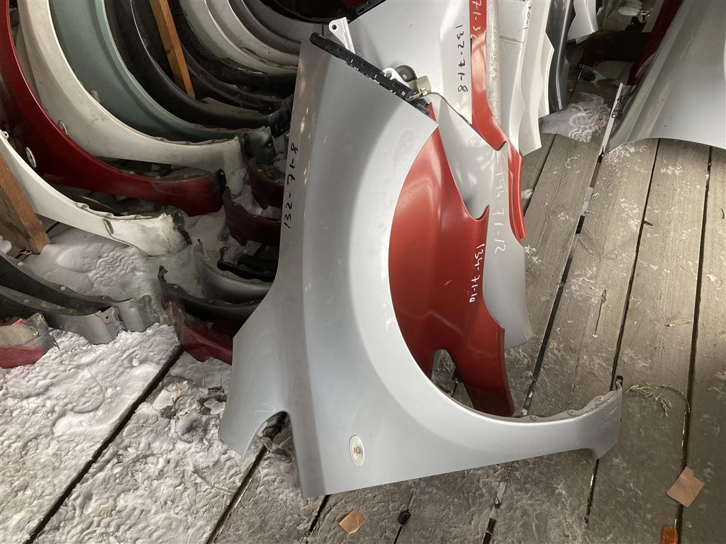 NISSAN LEAF AZE0 для Крыло переднее правое