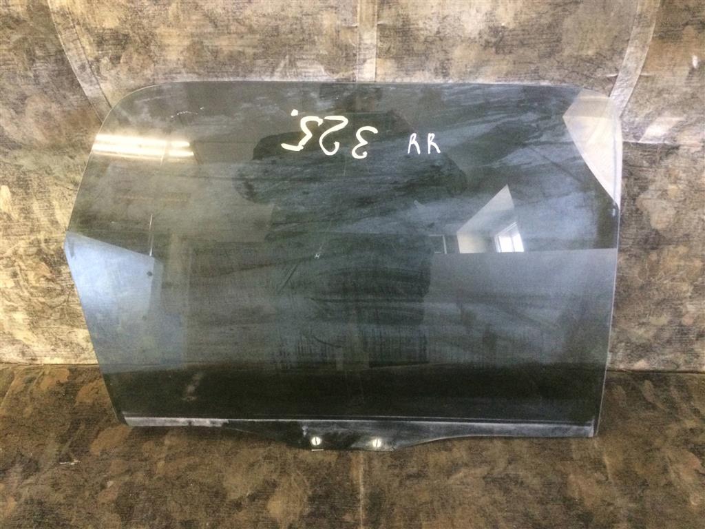 MAZDA TRIBUTE EPFW/EPEW для Стекло двери задней правой