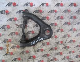 Рычаг передний верхний левый для NISSAN CARAVAN VRMGE24/E24  запчасти бу