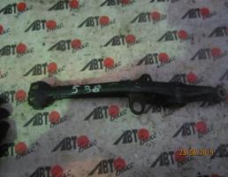 Рычаг передний нижний левый для HONDA RAFAGA CE4/CE5  запчасти бу