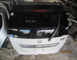 Дверь задка для HONDA EDIX BE3  запчасти бу