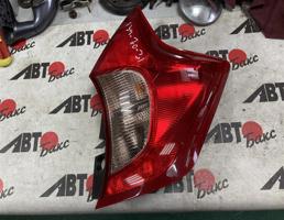 Фонарь задний правый для NISSAN NOTE E12/HE12/NE12/SNE12  запчасти бу