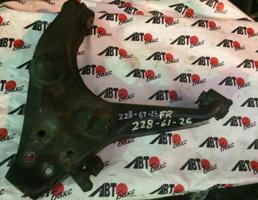 Рычаг передний нижний правый для MITSUBISHI DELICA PA4W/PD6W/PE6W/PF6W/PB4W/PC4W/PA5W/PB5W/PC5W/PD8W/  запчасти бу
