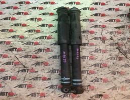 Амортизаторы задние для TOYOTA RACTIS NCP105/NCP100/SCP100  запчасти бу