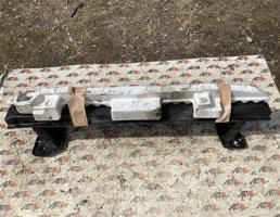 Усилитель бампера для NISSAN NV200 VM20  запчасти бу