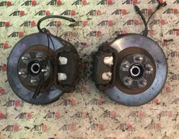 Ступица передняя левая для SUBARU LEGACY BPE  запчасти бу