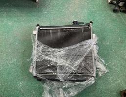 Радиатор охлаждения для NISSAN NOTE E12/HE12/NE12/SNE12  запчасти бу