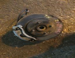 Ступица передняя левая для NISSAN NOTE E12/HE12/NE12/SNE12  запчасти бу