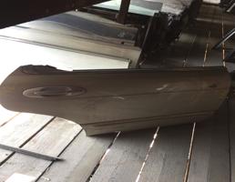 Дверь задняя правая для NISSAN PRESEA HR10/PR10/R10  запчасти бу