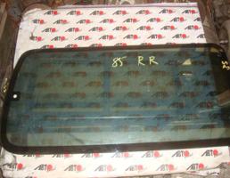 Стекло боковое заднее правое для TOYOTA HIACE LH119  запчасти бу