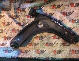 Рычаг передний нижний правый для TOYOTA VITZ NCP95/KSP90/NCP91/SCP90  запчасти бу